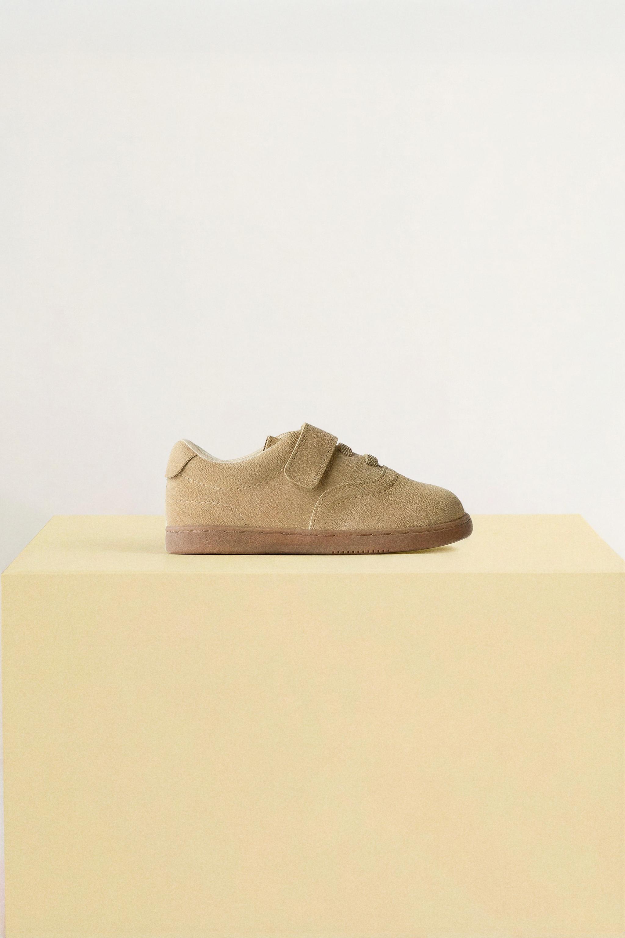 LEATHER SNEAKERS